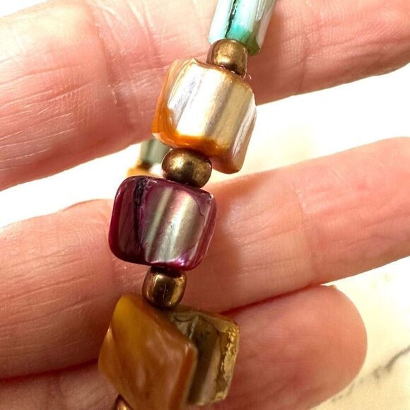 Colorful stretchy abalone bracelet - Picture 4 of 7